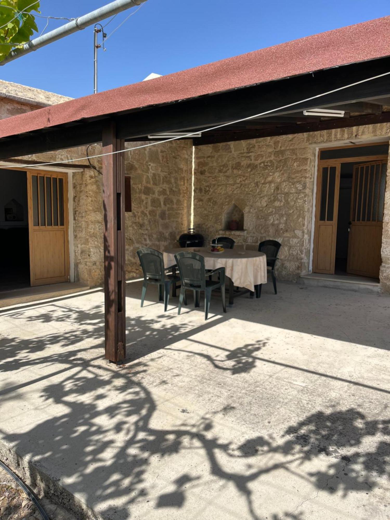 Friendly Villagehouse Пафос Екстериор снимка